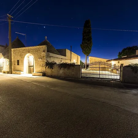 לינה וארוחת בוקר Trulli Pietra Preziosa