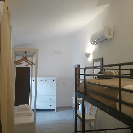 Trulli Pietra Preziosa * מרטינה פרנקה