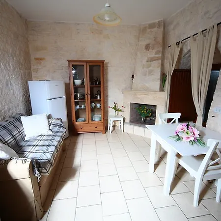 Trulli Pietra Preziosa Bed and Breakfast *