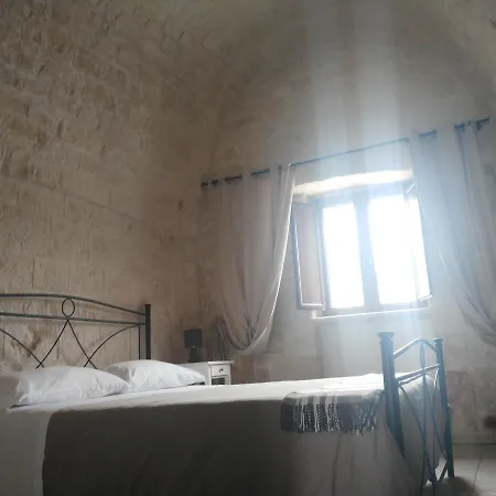 Bed and Breakfast Trulli Pietra Preziosa Μαρτίνα Φράνκα